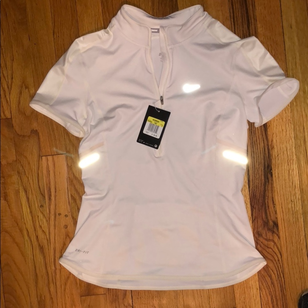 Women’s Nike Half-Zip Shirt